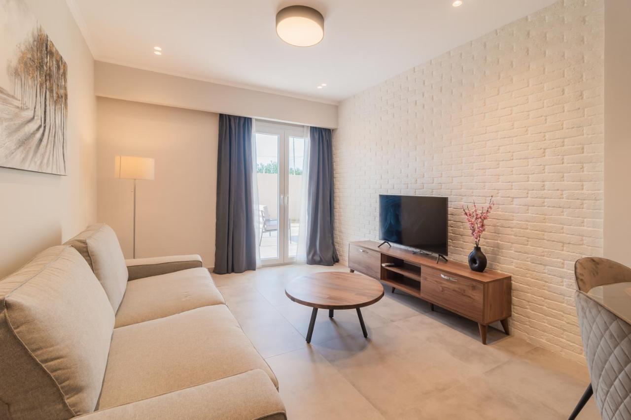 Melena Premium Suites โรดา ภายนอก รูปภาพ